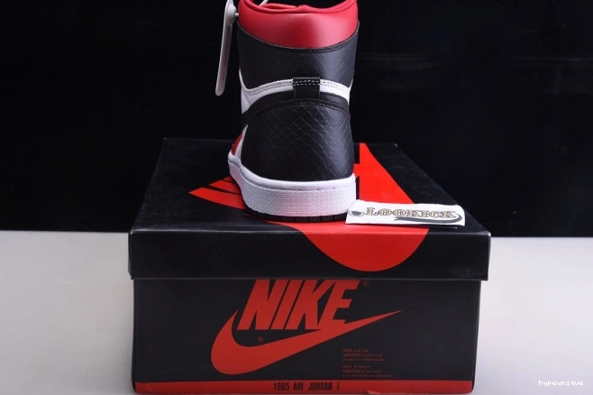 HYPE Jordan Satin OG Air Snake WMNS High 1 CD0461-601 0710